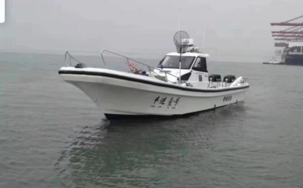 A2821 出售灵山兄弟10.2米钓鱼艇一艘，主机两台铃木250四冲挂机，宽2.7米，2019年建造，zc游艇证书齐全。 (2)