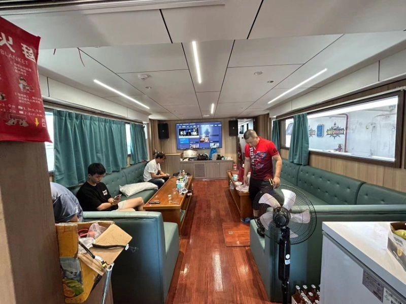 A4005 出售30米全铝合金钓鱼艇，宽六米两台700马力主机两台发电机一台50KW一台75KW，带前侧推，一台海马渔探，一台光电声呐，经济航速14节左右最高航速18节 CCS二类船籍港海南三沙。明盘488w (7)