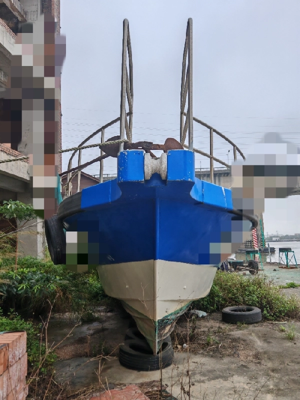 A2894 出售14.5米（50尺）全铝合金豪华钓鱼艇，双水星270马力柴油机器两台才100小时准新机，2020年建造，ccs证书，全国落户，船况漂亮，广东看船。新船200多万，现在船东叫价108万，看中可以直接和船东洽谈。 (3)