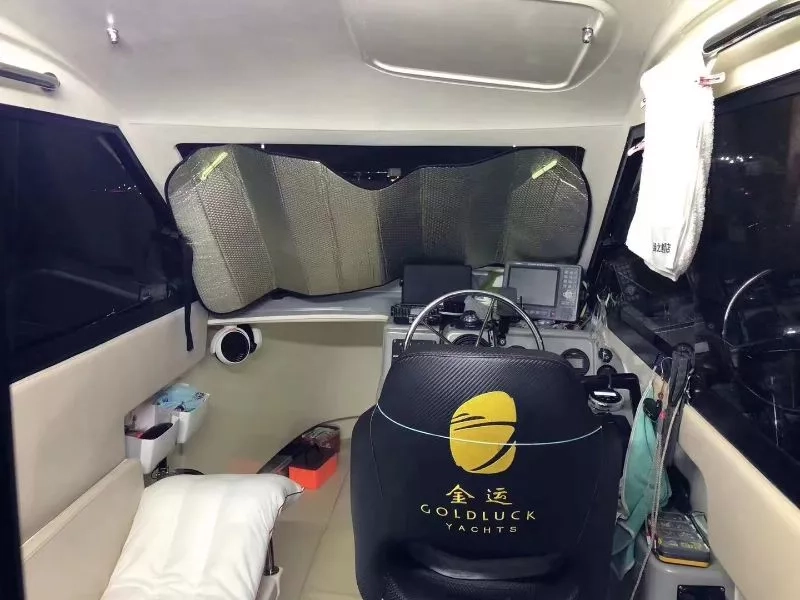 A3428 出售金运350钓鱼艇，2019年产，雅马哈双机200匹，ccs三类证书，两台汉飞80磅顶流机，水冷空调，跑37节，带能夜航，广东看艇 (7)