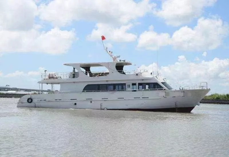 A3322 出售23.9米钢质游钓船一艘,宽6米,2019年建造,主机玉柴600马力两台,豪华装修,适合油井海钓,旅游运营,价格好,zc三类游艇证书,浙江看船!