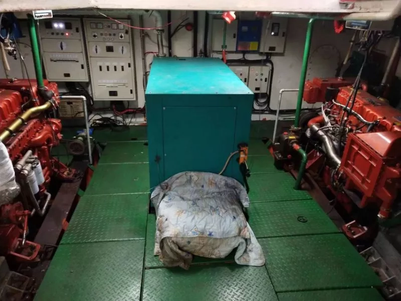 A3322 出售23.9米钢质游钓船一艘，宽6米，2019年建造，主机玉柴600马力两台，豪华装修，适合油井海钓，旅游运营，价格好，zc三类游艇证书，浙江看船！ (4)