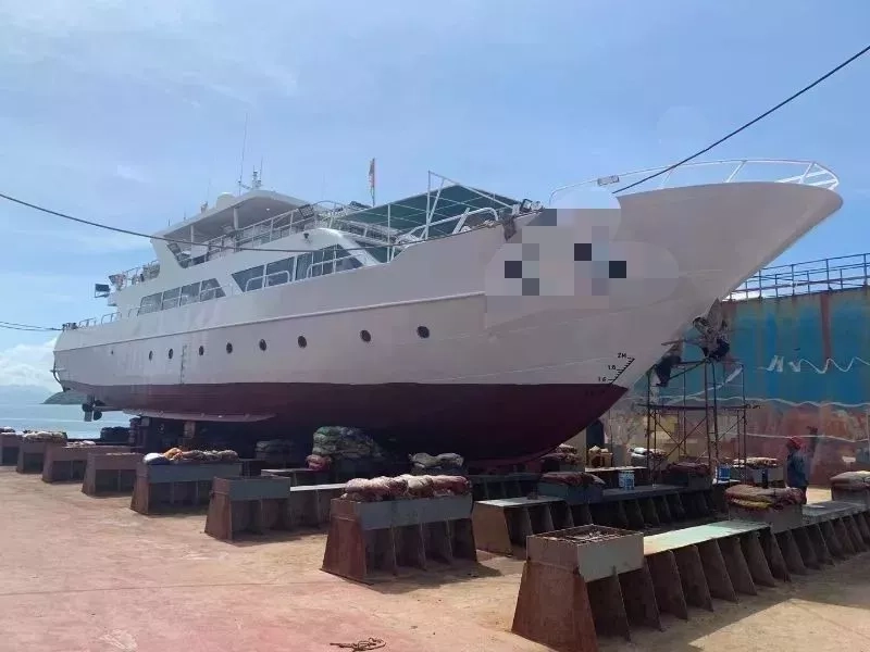 A3165 103尺(31米)二类航区，远洋海钓游艇，急售一口价155万。天津看船！