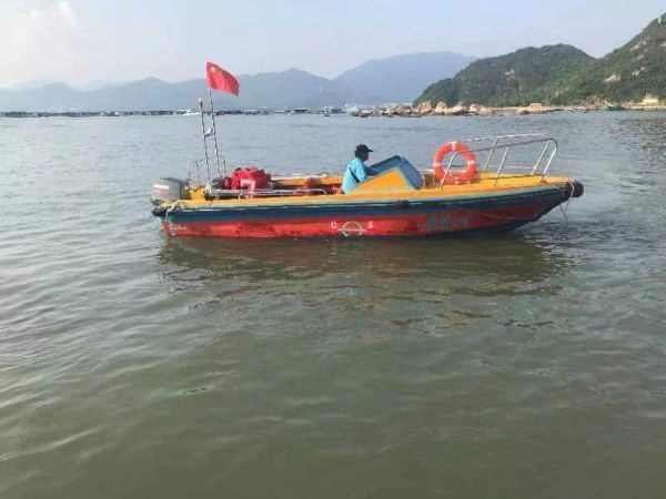 A2849 出售6.5米带ccs快艇一艘，雅马哈85马力，证件齐全，全国落户。