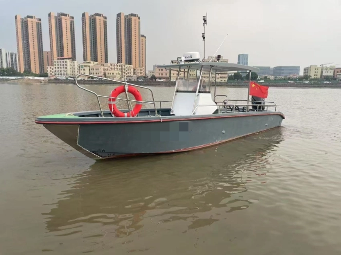 A4354 出售珠海飞驰玻璃钢钓鱼艇，长9.28米 宽2.4米，2024年9月建造，水星300机器，高速机。机器100小时，ccs四类，带雷达和夜航，准新艇，全网明盘18万，低价处理！