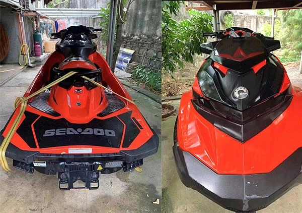 #L34 出售庞巴迪RXP300，淡使用17小时，船况漂亮，8.5万。