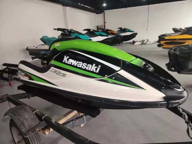 A3751 川崎单人艇800，2冲800cc，水中“古巴雪茄"，有懂欣赏味道的吗？一代经典！ (4)
