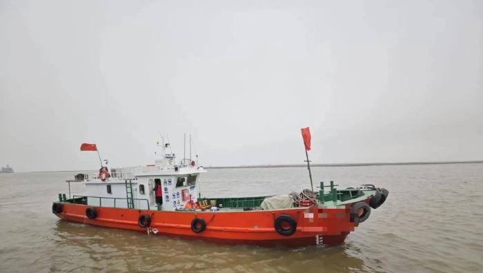 A4108 出售2022年造沿海钢质交通船，长16.7米，宽3.8米，型深1.5米，上柴主机，江苏看船！ (2)