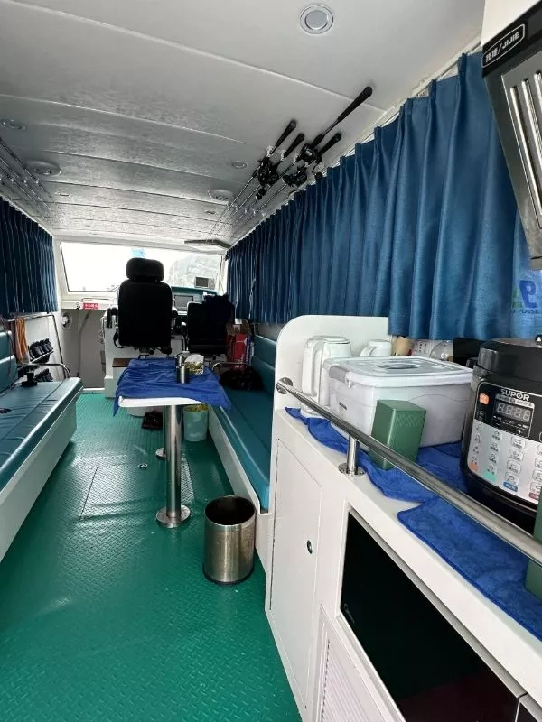 A3927 出售50尺双洋马440钓鱼艇，CCS二类游艇证书，额定12人，2021年建造，钓鱼装备齐全，奥玛明盘180万 (9)