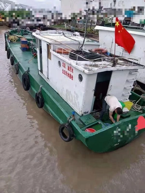 A3008 出售污油船，手续什么都有齐全，长19米5，宽4米3，深2米，2020年改建，设备齐全，样样有，浙江看船。
