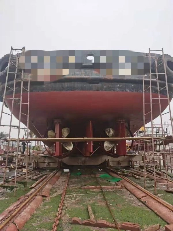 A4007 出售近海航区，3600马力拖轮一艘，建造日期，1990年10月，改建日期2005年。船体部分总长43.00	船长	39.10米满载水线长40.79船宽10.00米型深4.38米，奥玛明盘295万 (4)