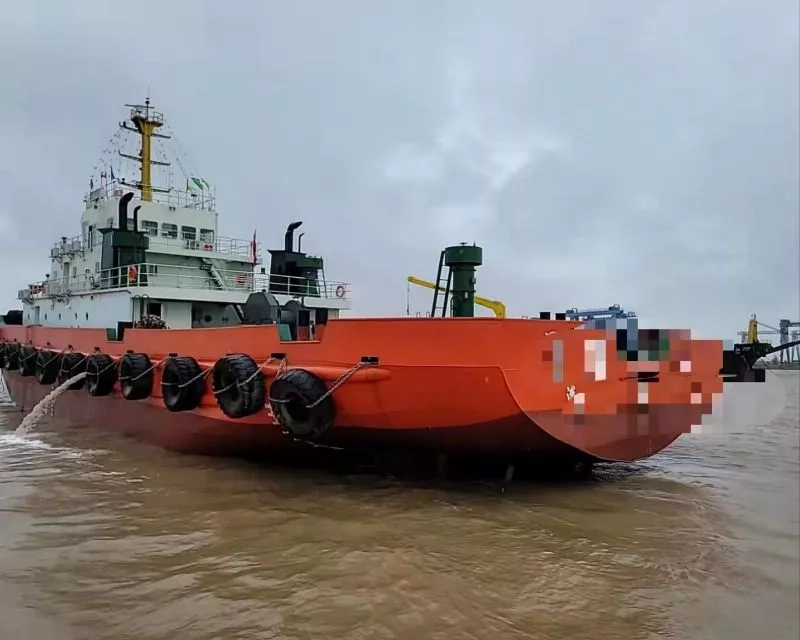 A3395 22年新造总长49.2米，宽13.8米，深6米，普通拖船，有侧推，有后带，主机淄博双机 ，总7200马力的
2100万，前后可起锚的！船在江苏 (3)