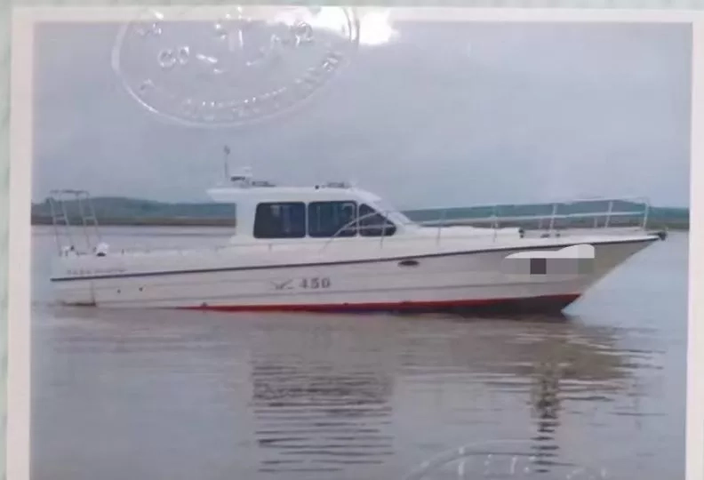 A3279 出售金运45尺豪华钓鱼艇, 沃尔沃370马力柴油机两台,共740马力,航速38节,ccs三类证书,全国落户,2017年建造,机器500小时,广东看船!