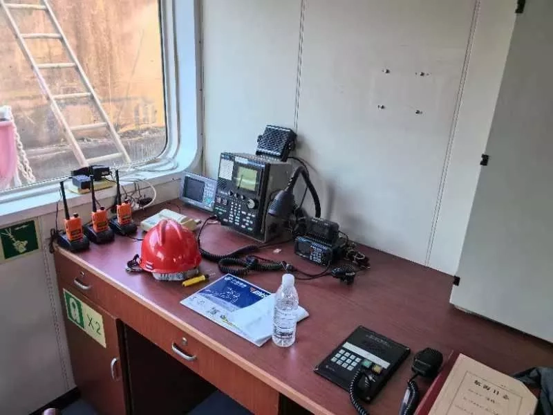 A3938 出售近海航区双体钢制交通船，长27.6米，宽，9.6米深，3.2米，2017建造，主机600kw两台，ccs证书，全国落户，奥玛明盘330w (7)