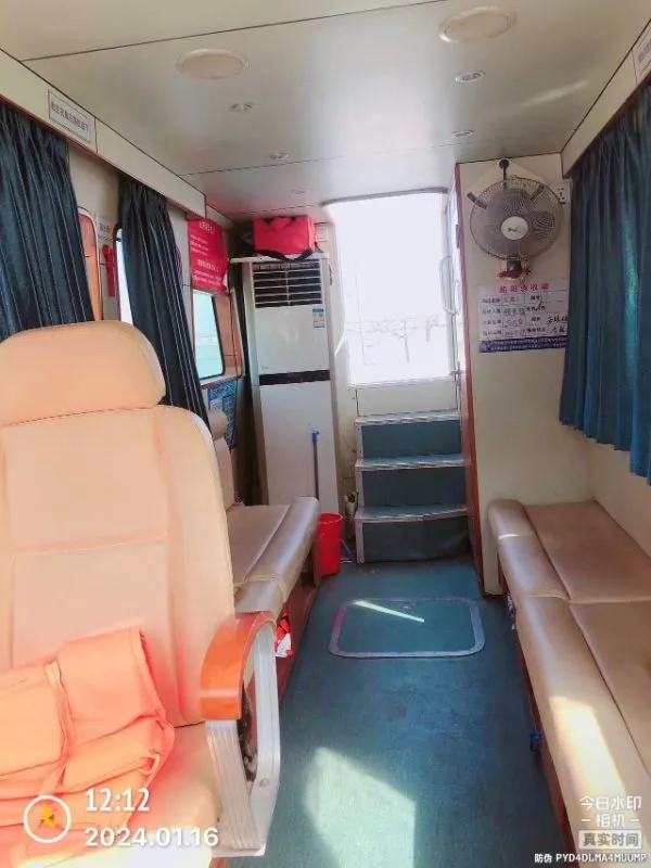 A3679 沿海玻璃钢交通船，长10.65米宽3米，型深1.6米，雅马哈双机四冲200挂机，2017年建造，ccs证书，12客位，全国落户。 (7)