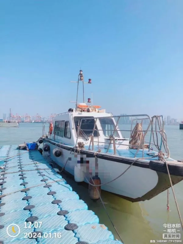 A3679 沿海玻璃钢交通船，长10.65米宽3米，型深1.6米，雅马哈双机四冲200挂机，2017年建造，ccs证书，12客位，全国落户。 (10)