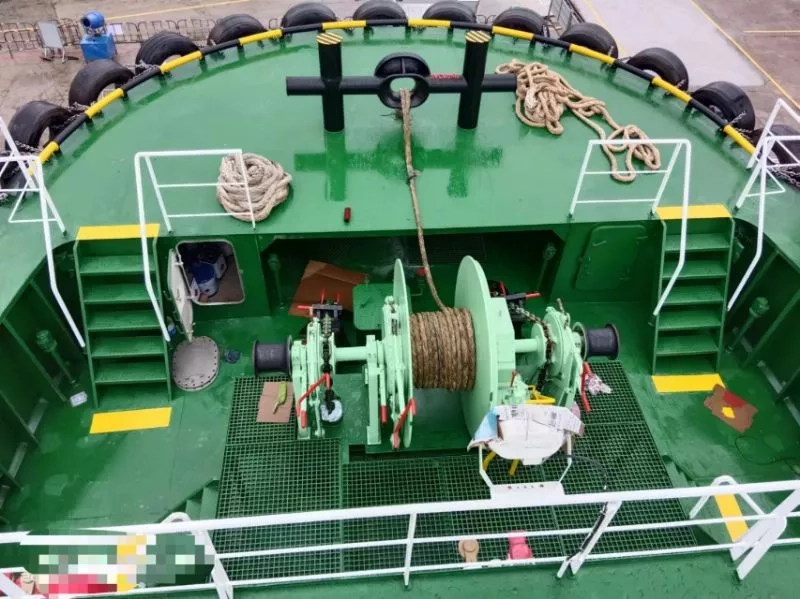 A3955 近海A1+A2普通拖船2024年 CCS证书入级 
船舶尺寸:33.3m/9.2m/4.1m/吃水3.2m
主机:潍柴功率/马力:900kw*2
副机：潍柴90kw*2
机舱自动化: BRC
系柱拖力: 35.51T (9)