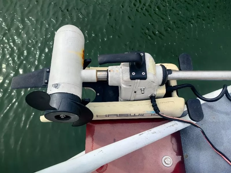A3940 海狐35尺铝合金钓鱼艇，长10.67米，宽，3.2米，ccs4类，2019年建造，机器1500小时，带鱼探，奥玛明盘29.8万 (3)