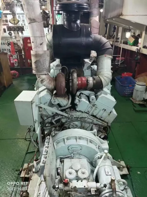 A3183 出售2002年29米近海航区1700马力普通拖船，ZC证书，福建看船 (8)