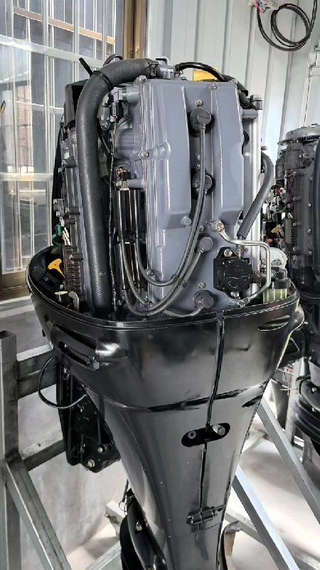 A4229 铃木140船外机，2019年精品机，配件齐全。