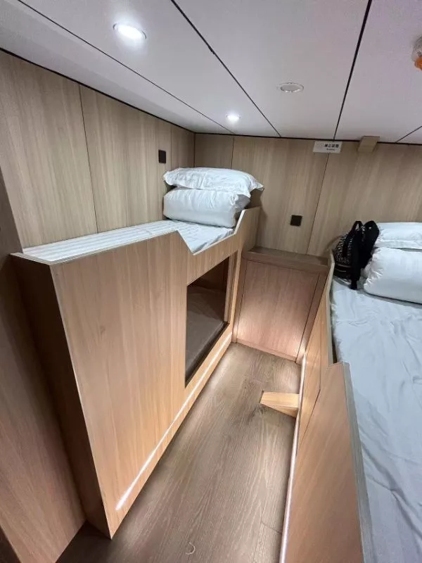 A3481 出售 30米全铝合金钓鱼艇， 宽6米，油箱10吨，淡水8吨，6个房间，20个床铺，CCS二类证书，全国落户，带制淡，带制冰机，鱼探 声纳 陀螺仪，2023年下水，海南看船！ (4)