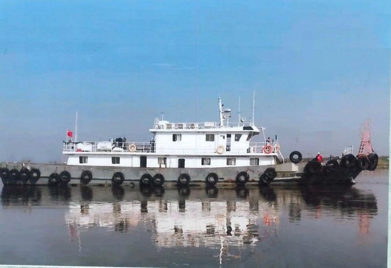 A4004 出售一艘，33.2米近海航区交通船一艘，乘客人数10 人，建造完工日期2018年年。总长33.26米	船长	29.74	m	满载水线长	31.74，船宽	6.30	m	型深	2.66	米，zc证书，精品船。