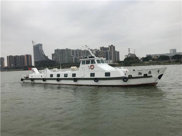 #L 152 出售沿海30米钢质交通船一艘，2002年建造，ccs证书！