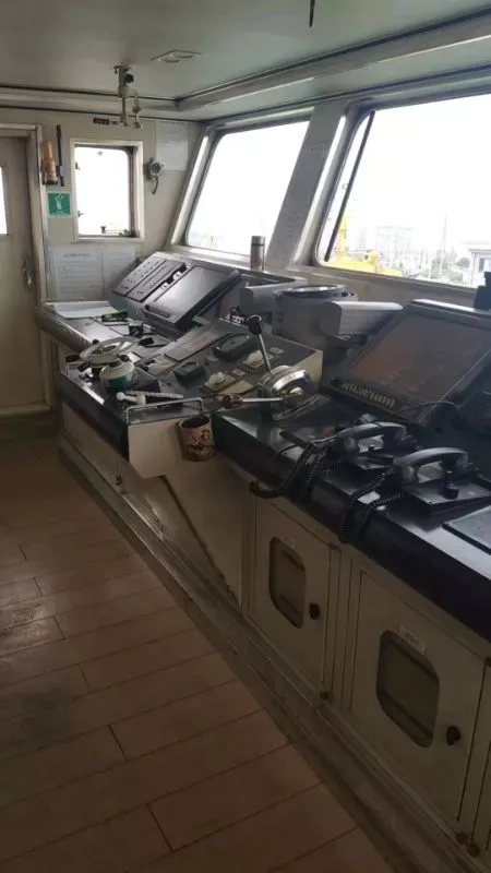 A3860 沿海1000吨交通部运力油船 2019年12月CCS证书船检主机潍柴CW6200/612千瓦，航速12节
参考载货量：880t（证书做小）沿海 A1+A2
双底双壳，带锅炉、起重设备，船况质量非常好。天津一带看船 (2)