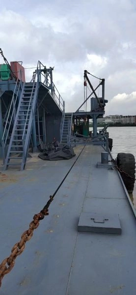 A2885 出售皮带驳船规格长度29米，宽度10.08米，深度1.5米，皮带长44米宽1米，全新船，便宜处理！ (2)