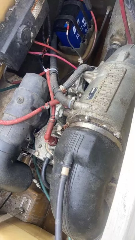 A3289 出售雅马哈vx700摩托艇一条，300小时左右，动力非常好，适合出租用！ (4)