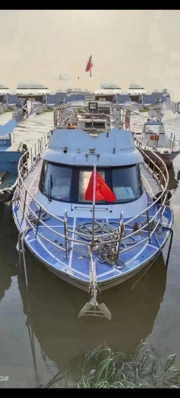 A3136 出售玻璃钢游艇，尺寸：18.45m/4m/1.5m，400马力，2017年，第三类游艇，zc船检手续齐全，浙江看船。 (2)