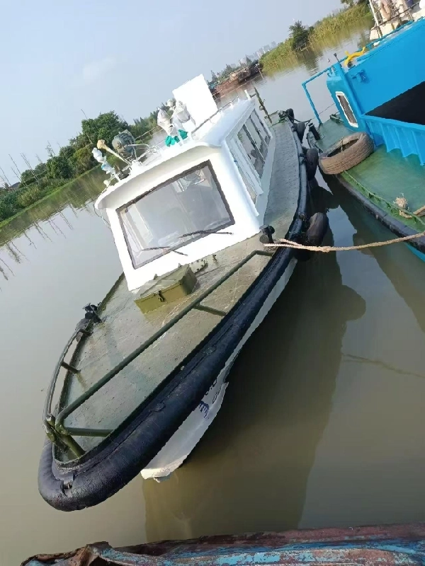 A4316 出售钢铁小游艇，12×2.6米150马力 明盘4万5 (2)