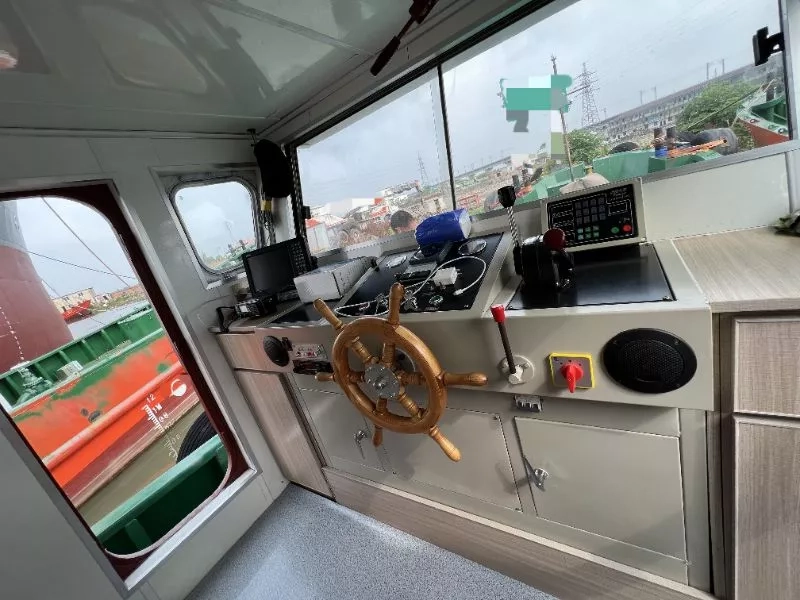 A3858 出售2024年造19.2米沿海钢质交通船，上柴主机，载客定额11人，江苏看船！奥玛明盘85万！ (6)