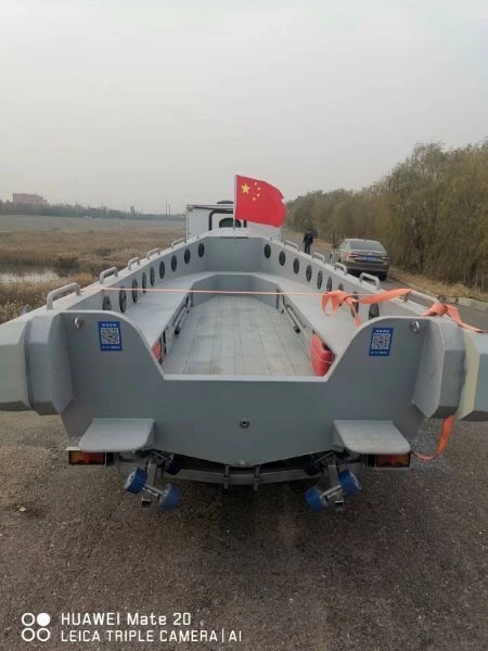 A2943 出售6.2米铝合金冲锋舟两艘，打包处理，带拖车，国外订单库存货，便宜处理。 (2)