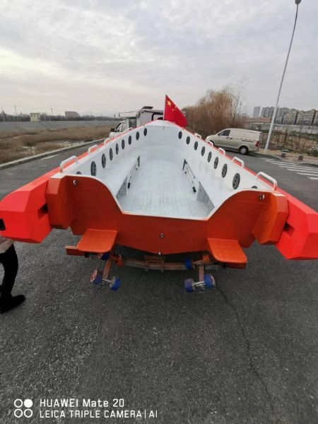 A2943 出售6.2米铝合金冲锋舟两艘，打包处理，带拖车，国外订单库存货，便宜处理。 (4)