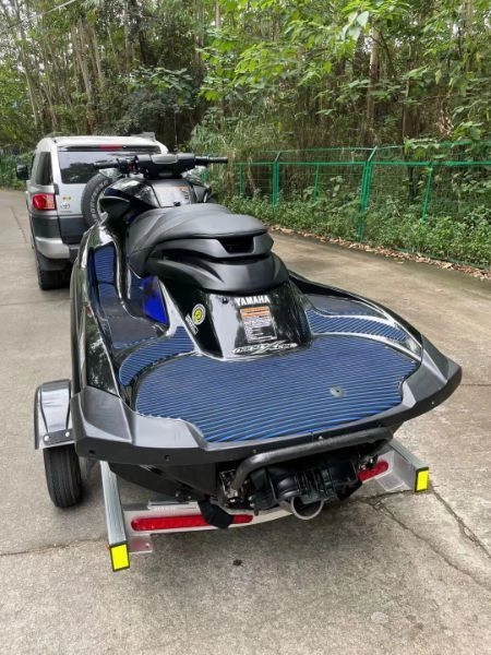 A2911 精品雅马哈fzr，行驶41小时，1.8t发动机，靓[强]，喜欢赶紧！ (3)