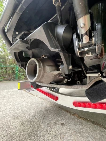 A2911 精品雅马哈fzr，行驶41小时，1.8t发动机，靓[强]，喜欢赶紧！ (8)