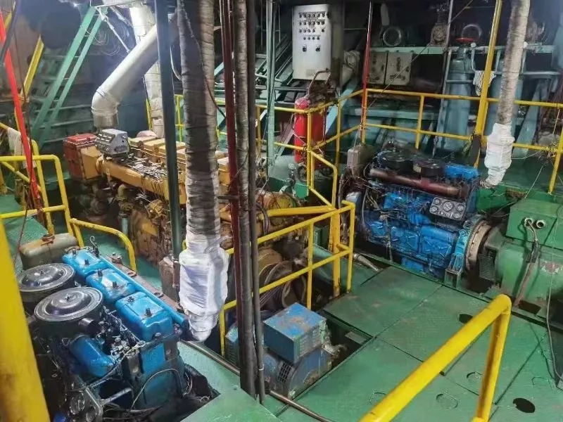 A3690 供油船2010年CCS检验，双底双壳1000吨，船长51米，船宽9.6米，型深4.1米，主机济南6190/612马力，无抵押，无运力，船刚保养好，船况精品，海南看船 (3)