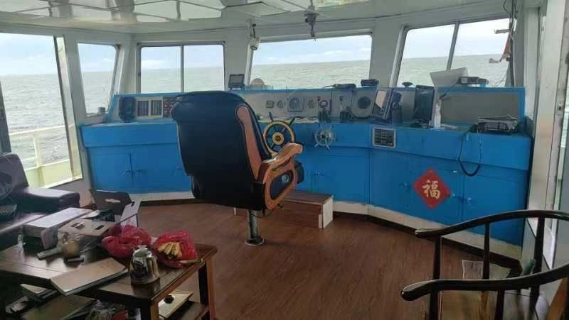 A4029 售近海航区交通船 ZC证书2019年建造 乘客11人 主机上柴320kw两台 今年四月刚保养完状态非常好 船长36.8米宽7米深3米 (3)