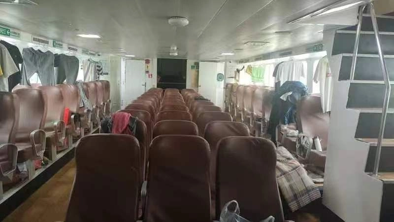 A3965 出售沿海高速客船一艘。奥玛明盘68万
乘客人数 131 人
造完工日期2006-06-21
船体部分
总长	30.90	船长	29.40	满载水线长 29.40	
船宽5.60	m	型深2.30
KT38-M800	柴油机，两台
543.00千瓦x2 (7)