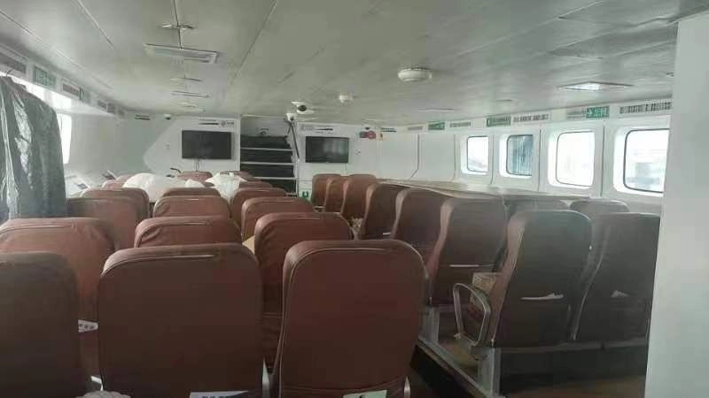 A3965 出售沿海高速客船一艘。奥玛明盘68万
乘客人数 131 人
造完工日期2006-06-21
船体部分
总长	30.90	船长	29.40	满载水线长 29.40	
船宽5.60	m	型深2.30
KT38-M800	柴油机，两台
543.00千瓦x2 (9)