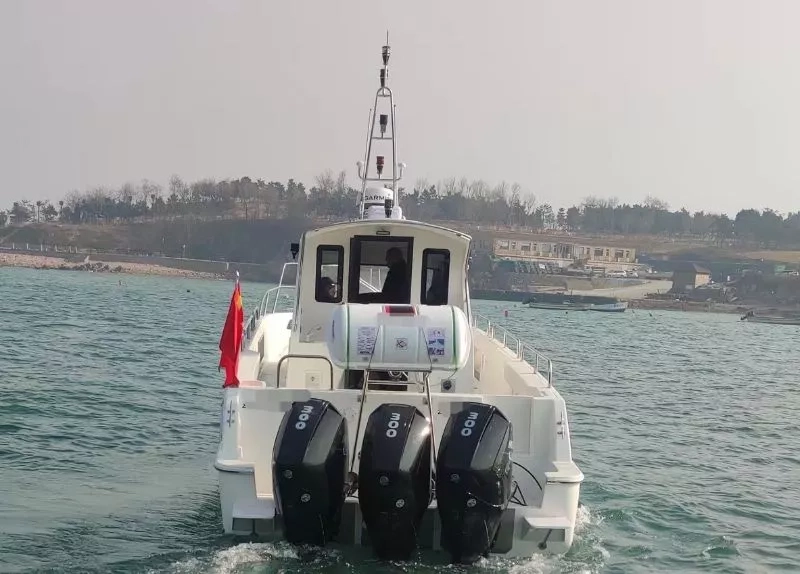 A3760 出售40尺准新三类游钓艇，23年12月，水星300匹3机，乘客定额10人，可以夜航，CCS证书（大湾区看艇） (2)