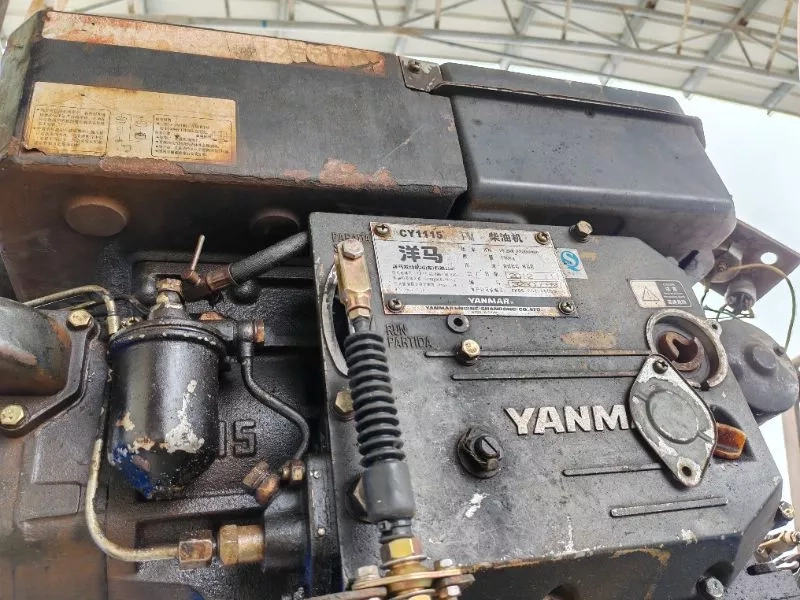 A3719 8米柴油交通船快艇，宽2.2米，船体大厂建造，原装洋马22匹柴油机器，电启动，前操控，带进口液压转向系统，钓鱼，交通船，利器。白菜价！ (10)