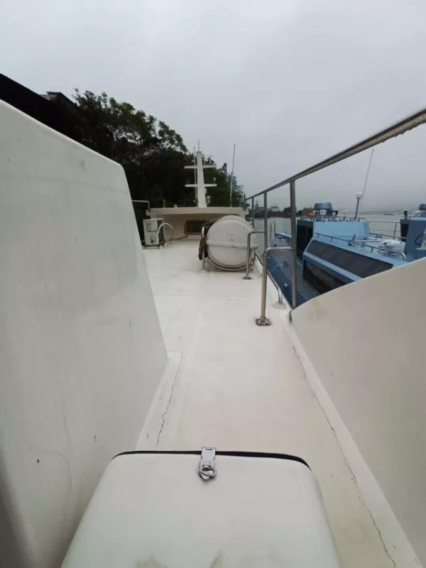A3169 17米沿海交通船，三类航区，2015年建造，精品艇，潍柴374马力，20节航速，ccs证书全国落户，12客位，配员只需一个驾驶员就可以开！#沿海交通船 广东看船！ (4)
