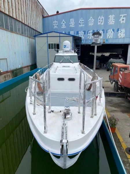 A2811 出售50尺二类钓鱼艇一艘，2021年建造，主机3台铃木300挂机，带水冷发电机，ccs证书，全国落户。 (3)