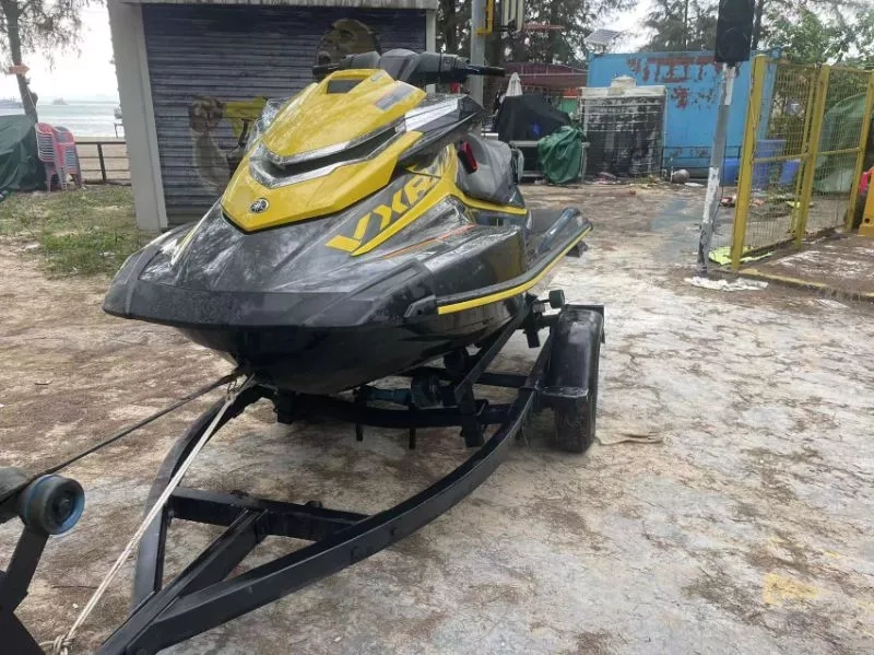 A3786 出售雅马哈VXR1800，2016款，纯淡水21小时，准新艇，精品艇，全网明盘8.5万带拖车，广东看船。 (2)