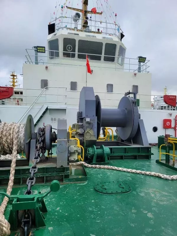 A3908 沿海多功能抛起锚拖轮 2022年 CCS证书齐全   主机马力:3600*2=7200匹(淄博柴油机)拖力88吨 配有辅助吊机 供油舱 供水舱 总吨位：1058吨 (2)