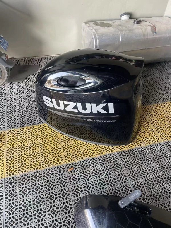 A4206 2024款，铃木175，纯淡水几十小时，带操控盒。因当地政府管制不让玩，明盘6.5万。 (5)